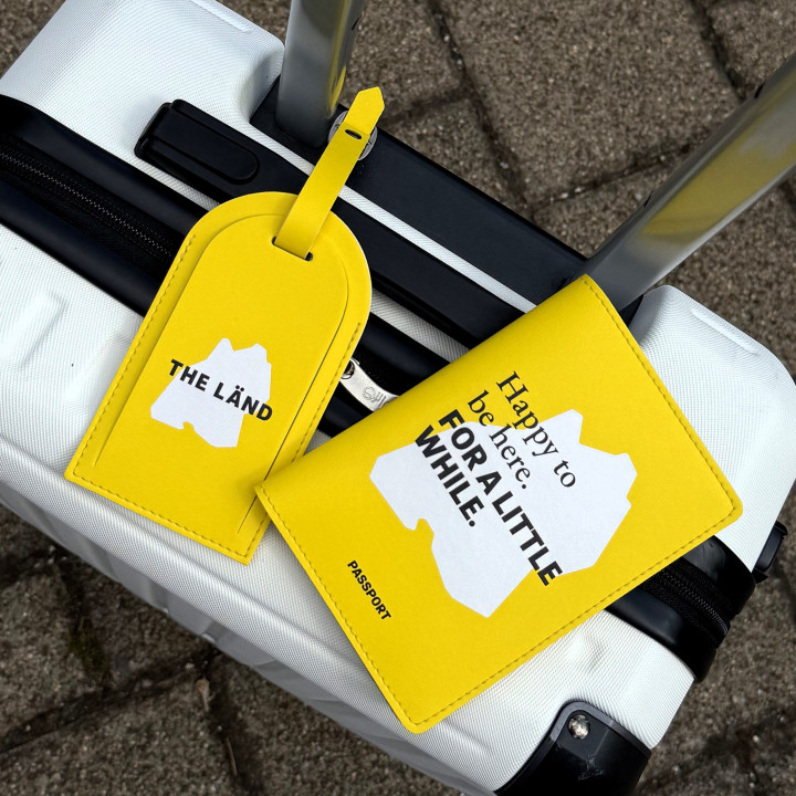 THE LÄND TRAVELLER-SET - Reisepasshülle und Koffertag