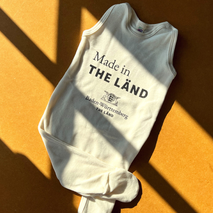 THE LÄND Romper | Now in THE LÄND FÄNSHOP