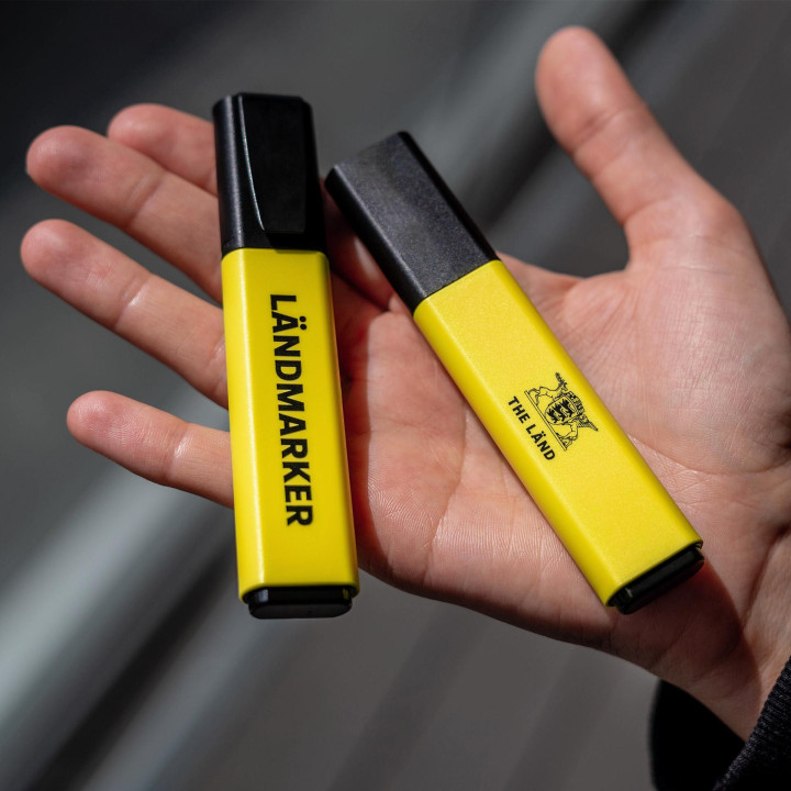 THE LÄND highlighter| Now in THE LÄND FÄNSHOP